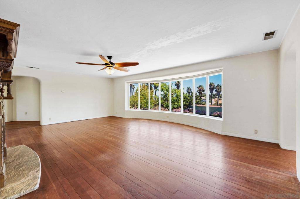 Vista, CA 92084,2530 Pruett Dr