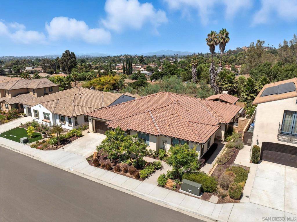 Escondido, CA 92027,2313 E Lincoln Ave