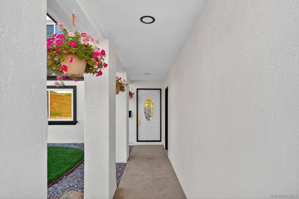 La Mesa, CA 91941,Address not disclosed