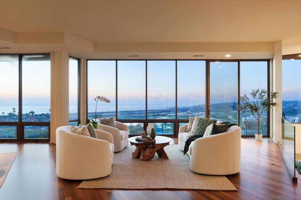 Solana Beach, CA 92075,779 Barbara Ave