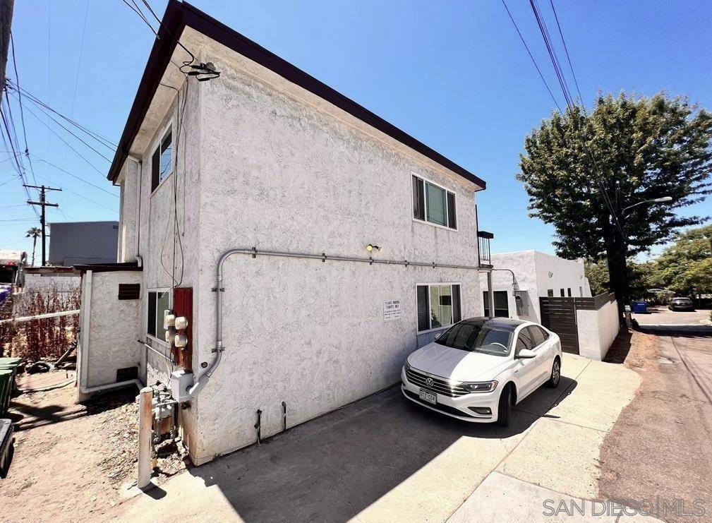San Diego, CA 92116,4763 Terrace Dr #B
