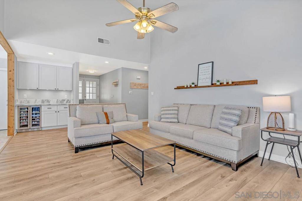 13533 Mora Cir Poway, CA 92064