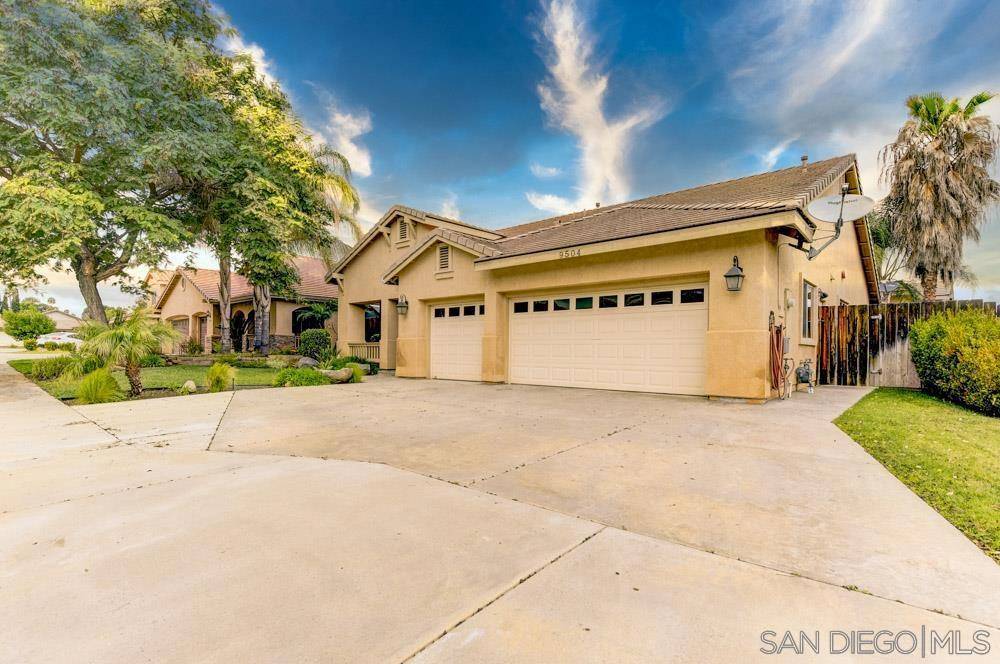 Santee, CA 92071,9504 Paseo De Los Castillos