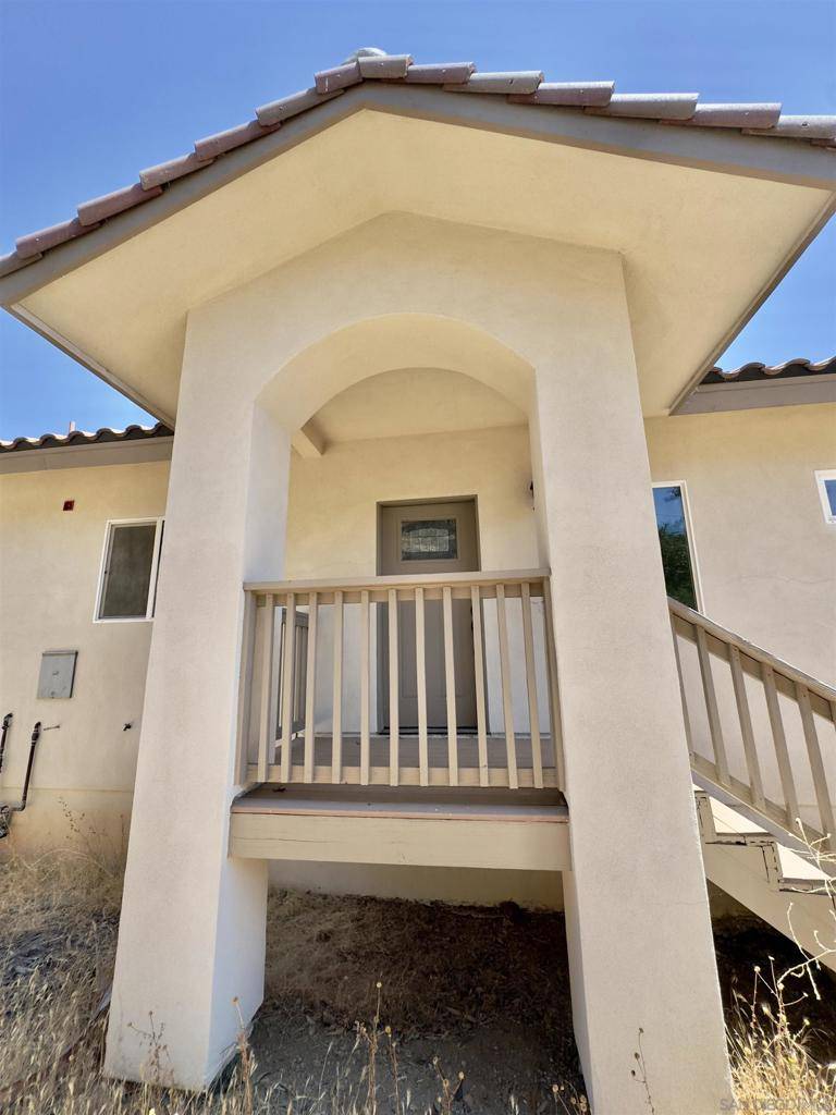 Lakeside, CA 92040,11677 Valle Vista Rd