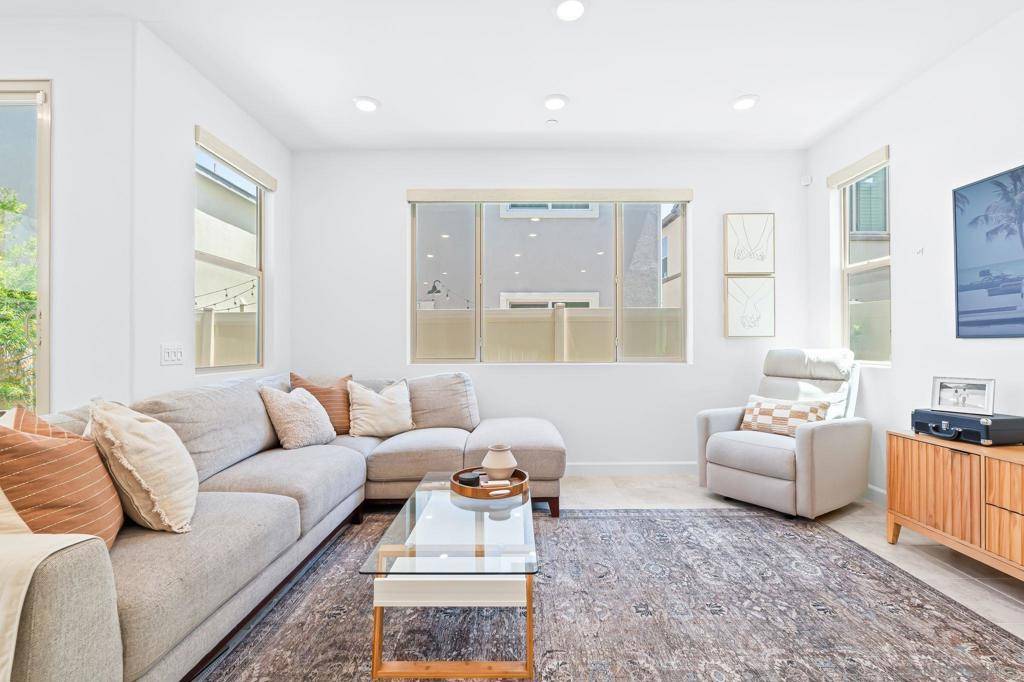 Escondido, CA 92026,1962 Julie Dawn Pl