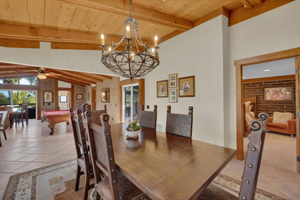 13735 Acorn Patch Rd Poway, CA 92064