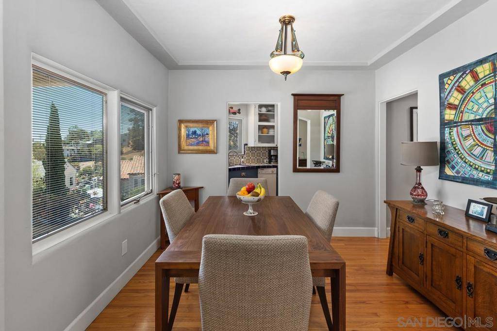 San Diego, CA 92103,2755 Eagle Street