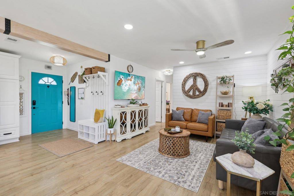 Oceanside, CA 92057,619 Parker St