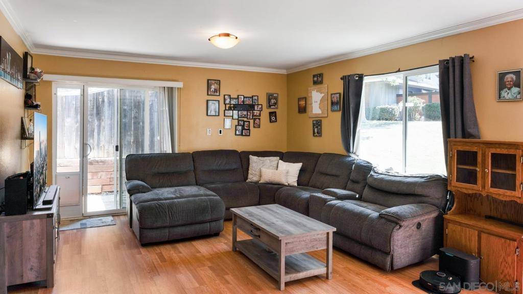 El Cajon, CA 92021,1772 Summertime Dr