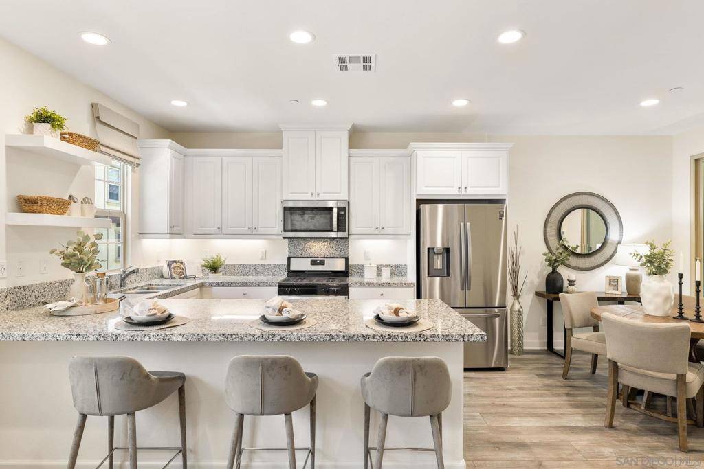 San Marcos, CA 92078,918 Blackstone Dr