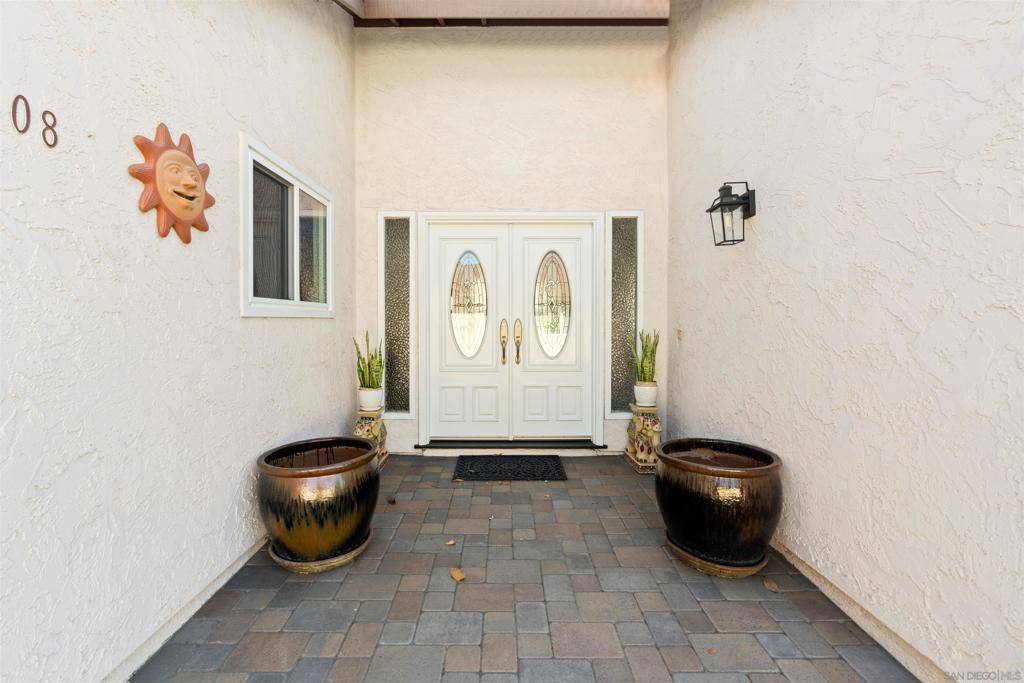 Bonita, CA 91902,5208 Cezanne ln