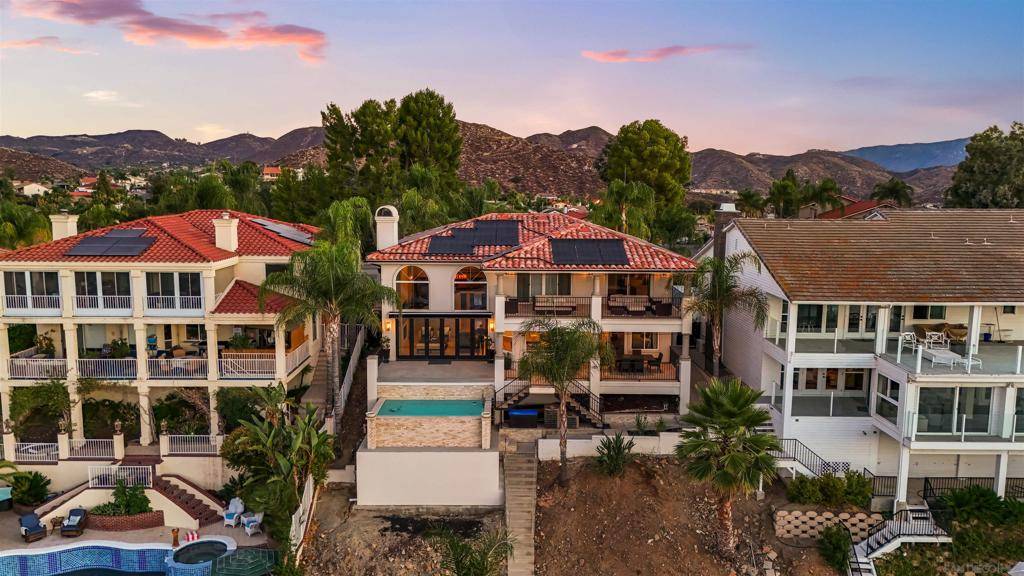 Canyon Lake, CA 92587,22590 Canyon Lake Drive South