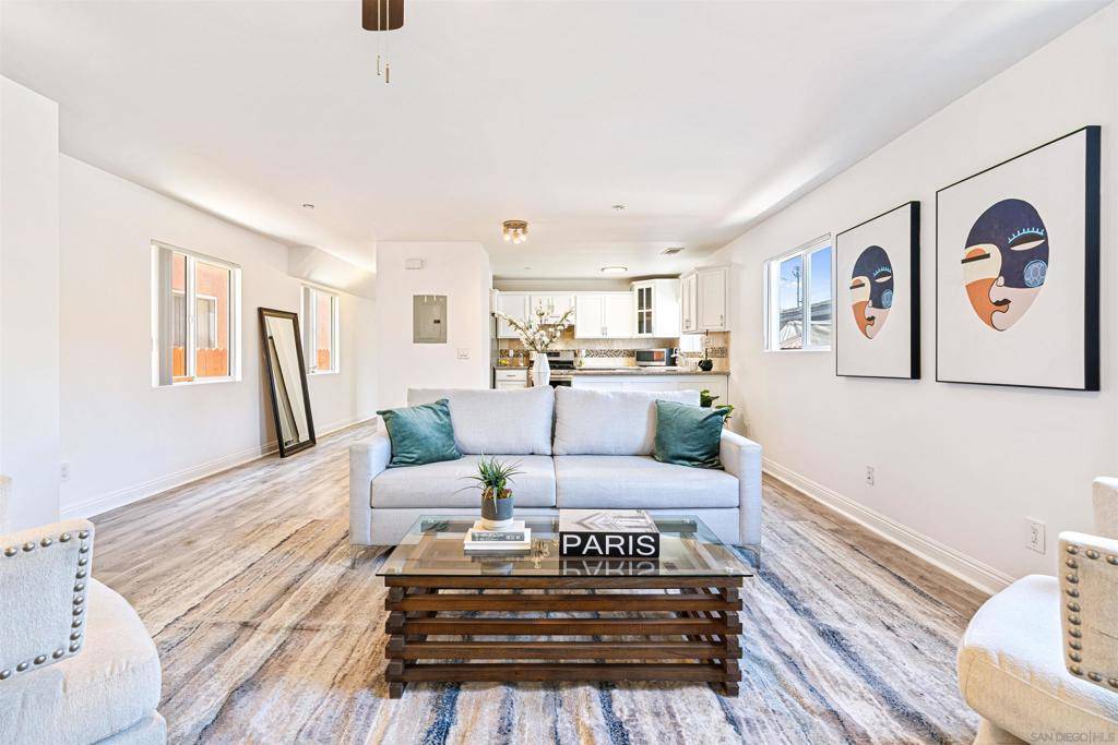 Long Beach, CA 90810,2418 W Lincoln St
