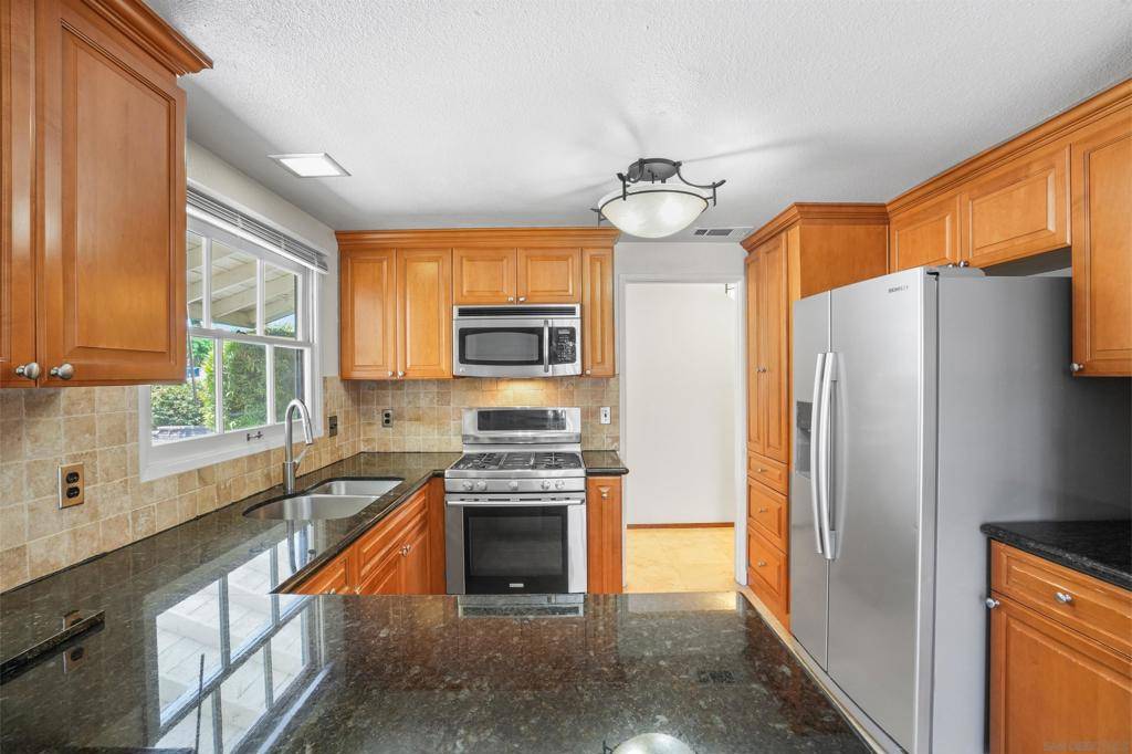 Chula Vista, CA 91913,931 Rutgers Ave