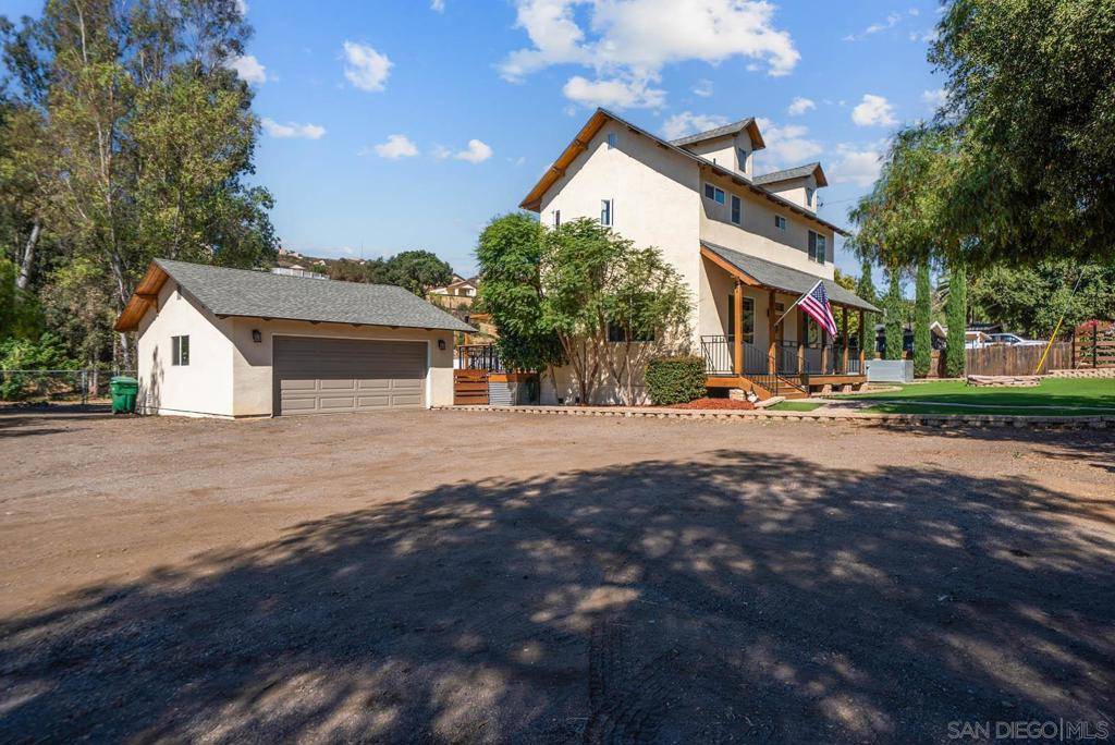 Lakeside, CA 92040,10788 Oak Creek Dr