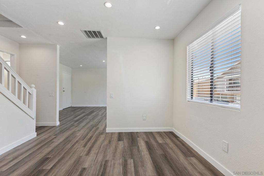 San Diego, CA 92115,4338 Altadena Ave 101 #101