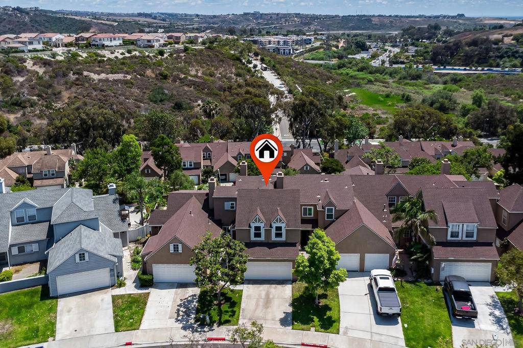 Carlsbad, CA 92010,4577 Essex Ct