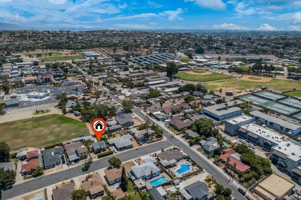 La Mesa, CA 91941,7521 Sturgess Ave