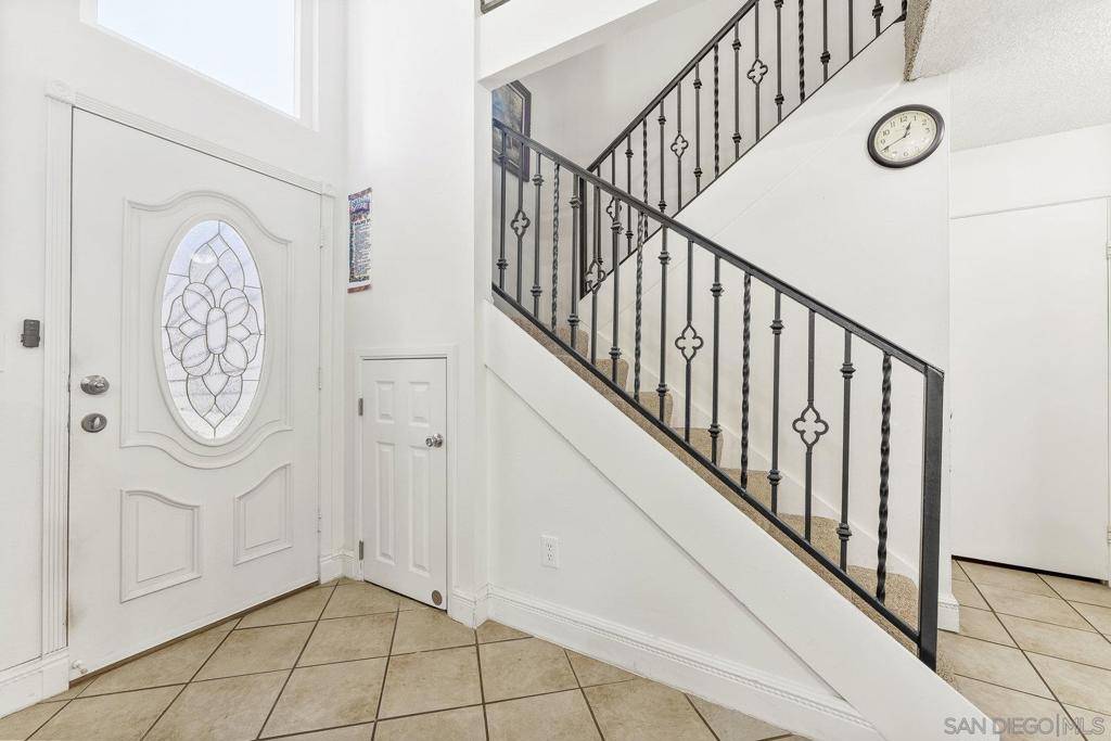 Chula Vista, CA 91911,32 Orange Ave #1