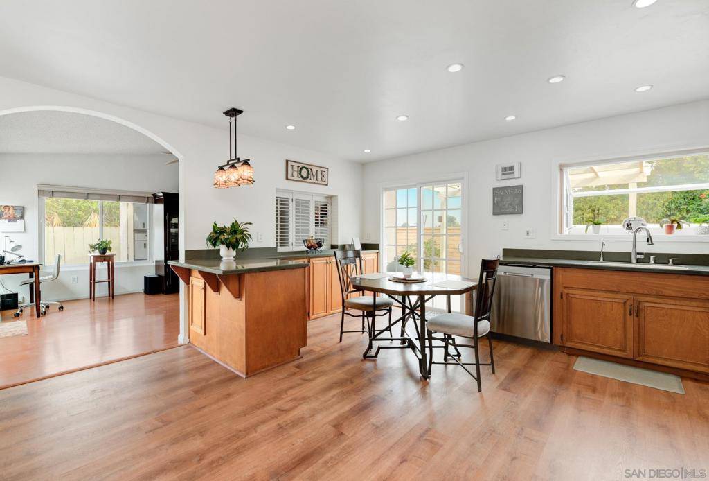 Chula Vista, CA 91911,1568 Larkhaven Dr