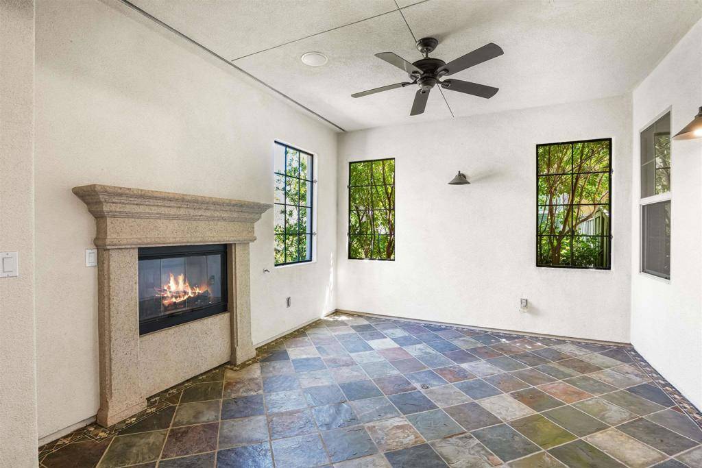 San Diego, CA 92127,16052 Newton Hl