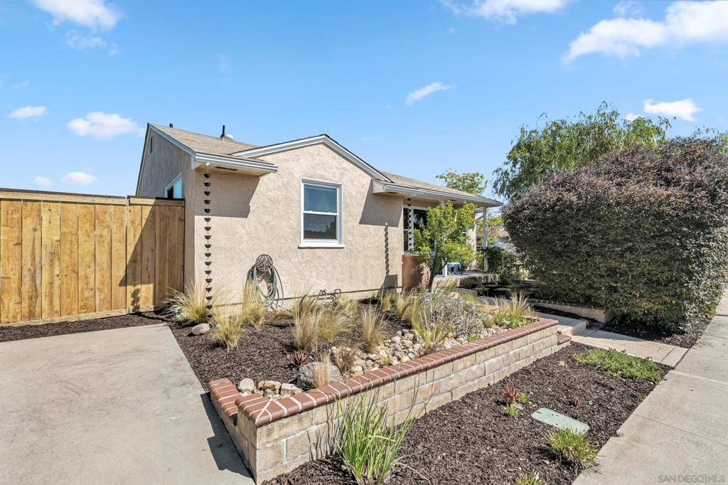 San Diego, CA 92120,4948 Twain Avenue