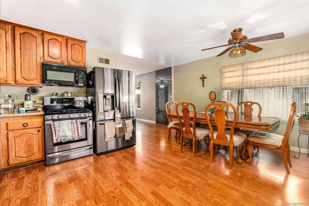 El Cajon, CA 92021,8546 Blanco Terrace