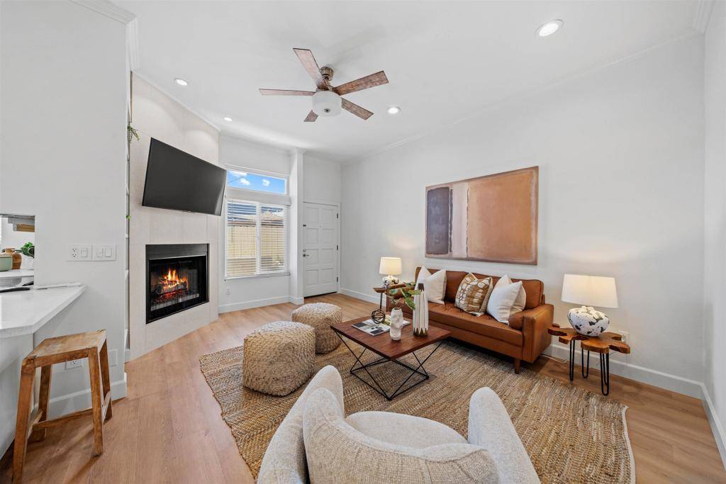 San Diego, CA 92116,4543 Maryland St #2