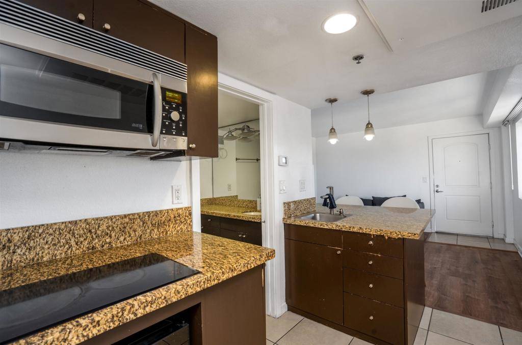 National City, CA 91950,801 National City Blvd #901