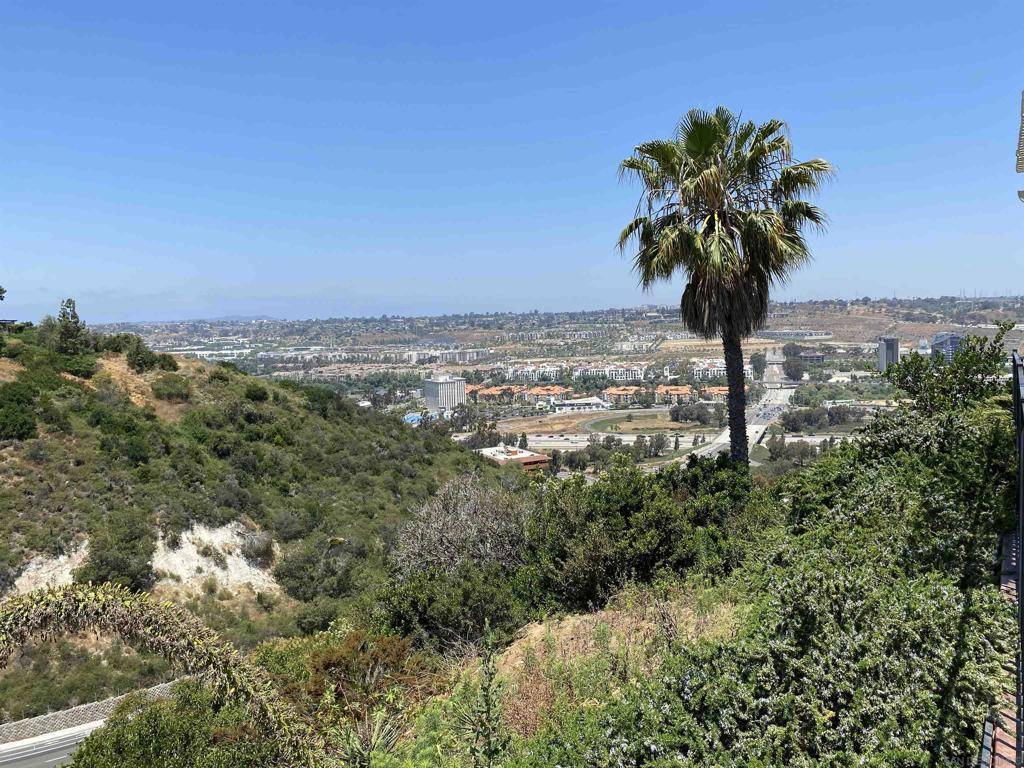 San Diego, CA 92116,4794 ARIZONA STREET #104