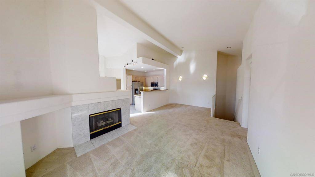 San Diego, CA 92122,5580 Renaissance Ave #1