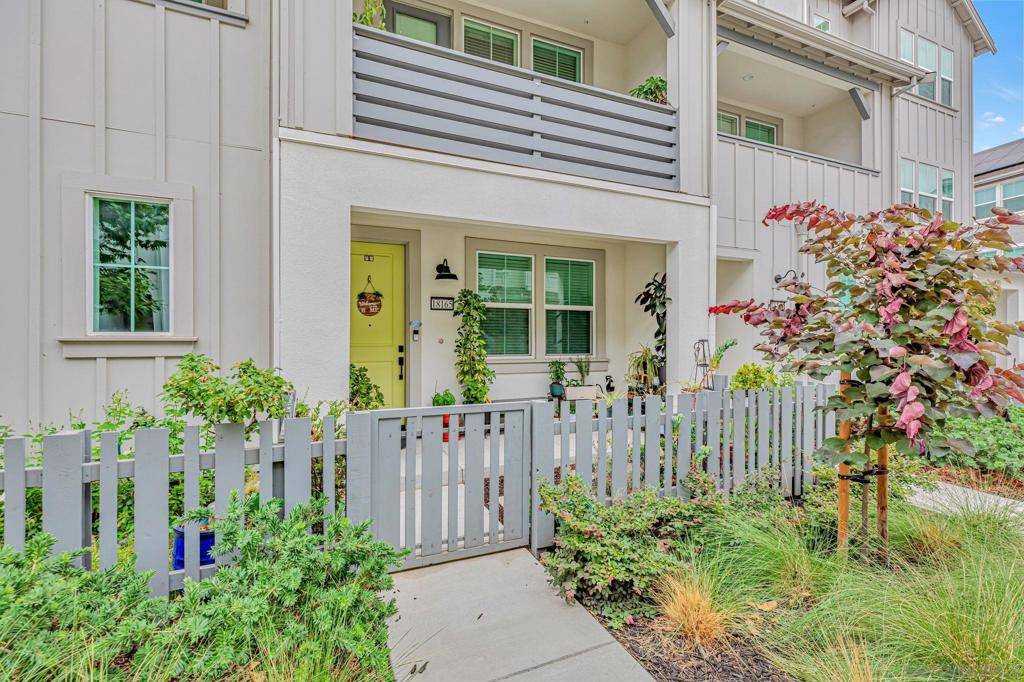 Morgan Hill, CA 95037,18165 Cosecha Lane