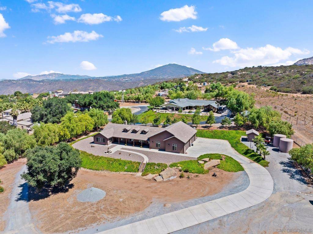 Alpine, CA 91901,19553 Hidden Glen Road