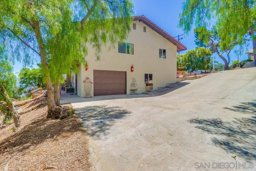 El Cajon, CA 92021,255 Highline Trl