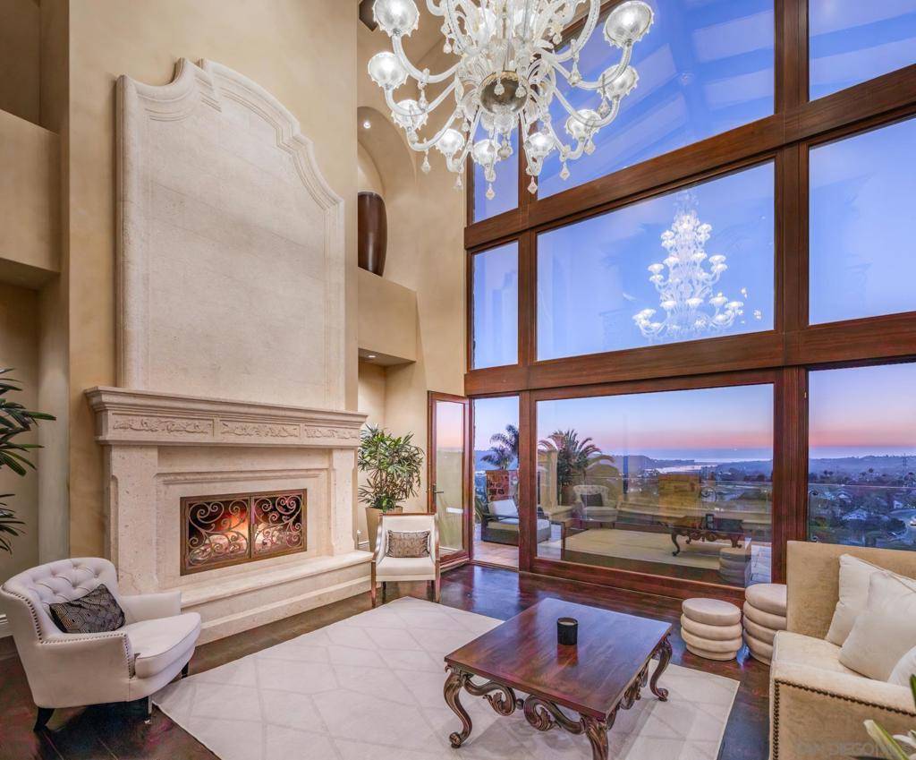 Carlsbad, CA 92009,2647 Marmol Ct