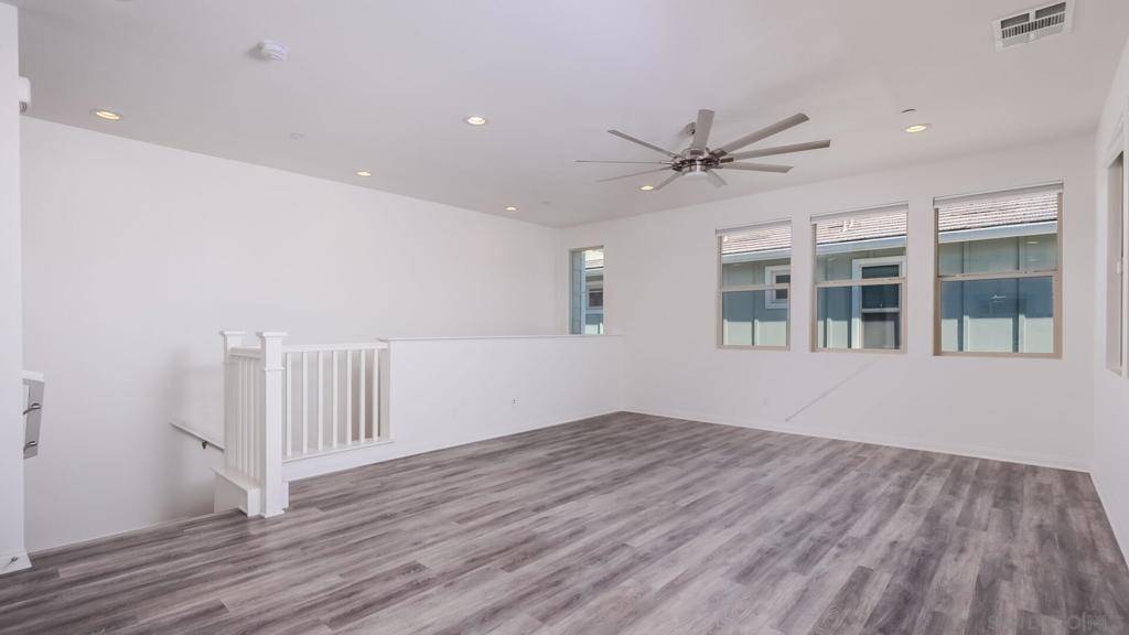 Chula Vista, CA 91913,1167 Calle Obsidiana #3