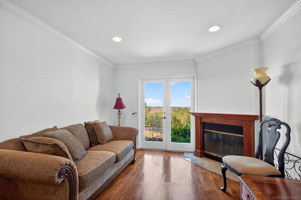 San Diego, CA 92116,4794 Arizona St #101