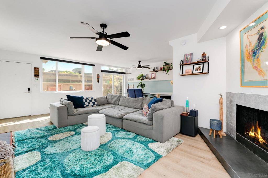 San Diego, CA 92110,3851 Basilone St ##2
