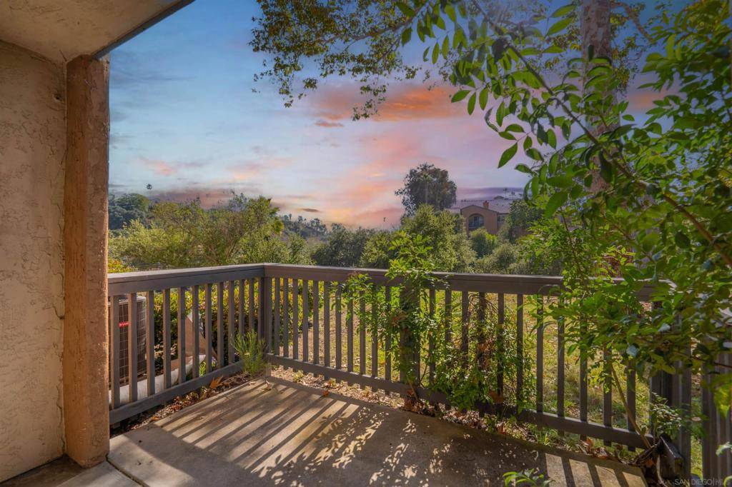 San Diego, CA 92122,7190 Shoreline Dr #6106