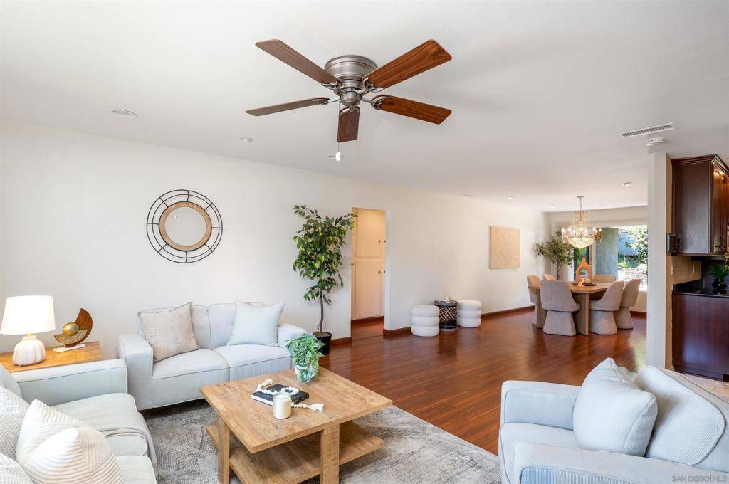 Escondido, CA 92025,1637 Encino Dr