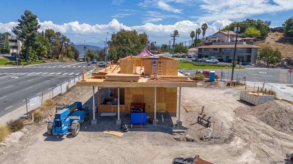 El Cajon, CA 92020,2201 Fletcher Pkwy