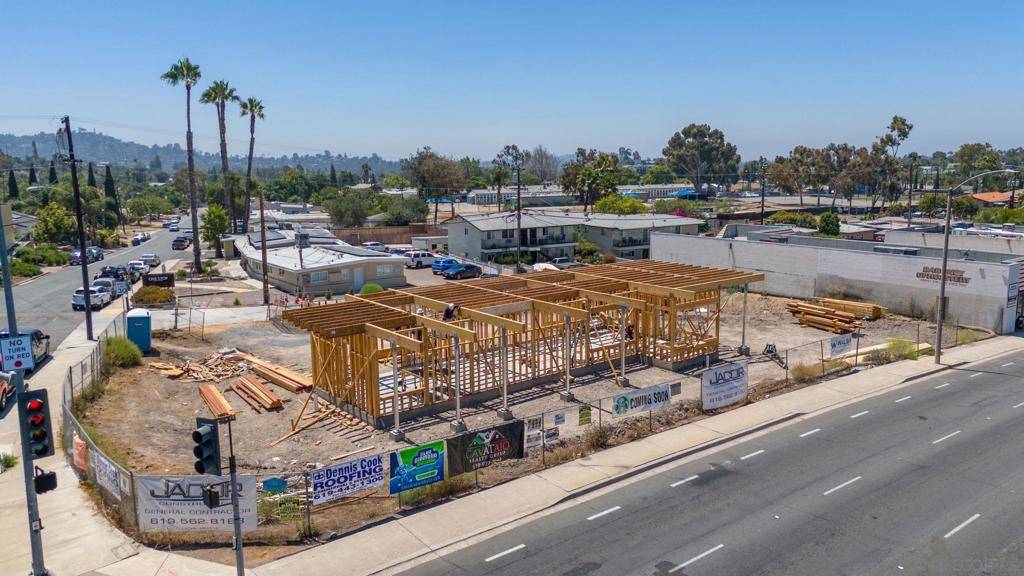 El Cajon, CA 92020,2201 Fletcher Pkwy