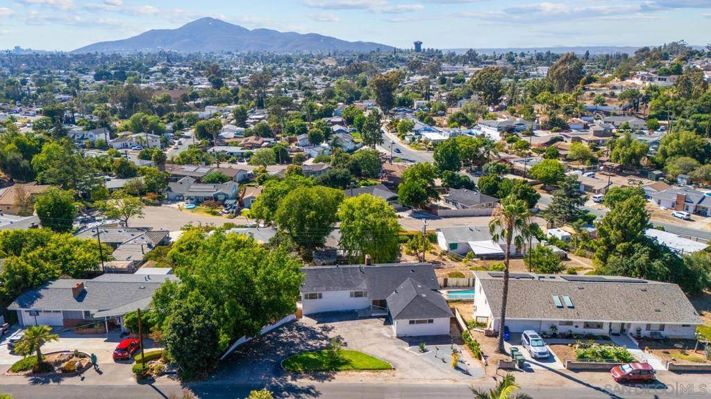El Cajon, CA 92020,198 Croydon Ln