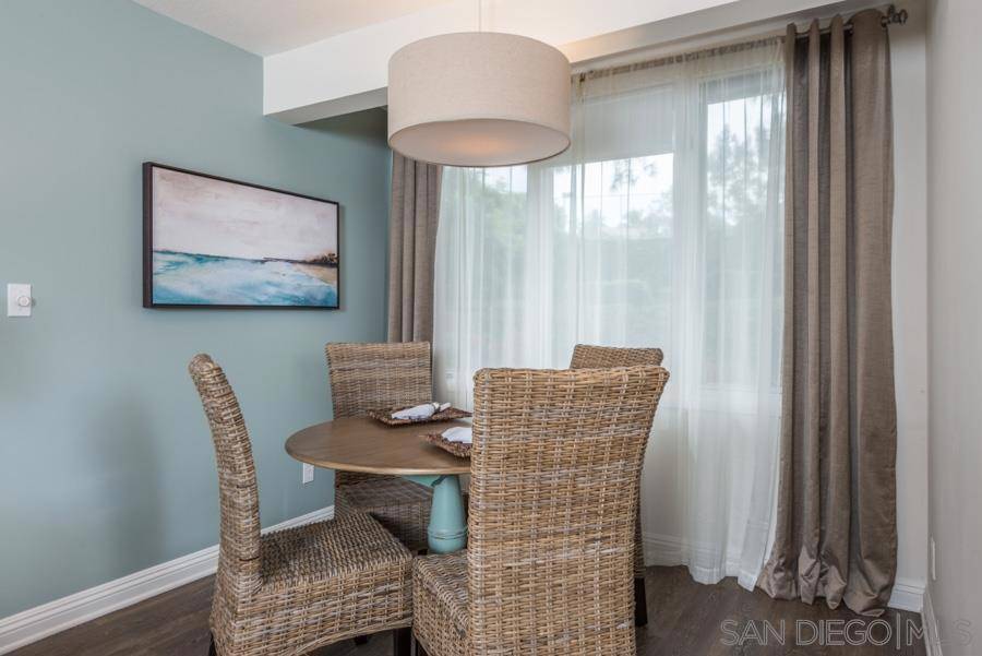Del Mar, CA 92014,1562 Camino Del Mar #535