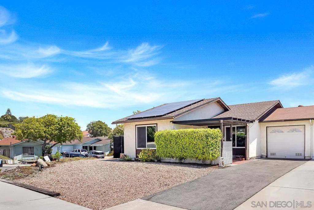 Oceanside, CA 92056,1412 Rolling Hills Drive