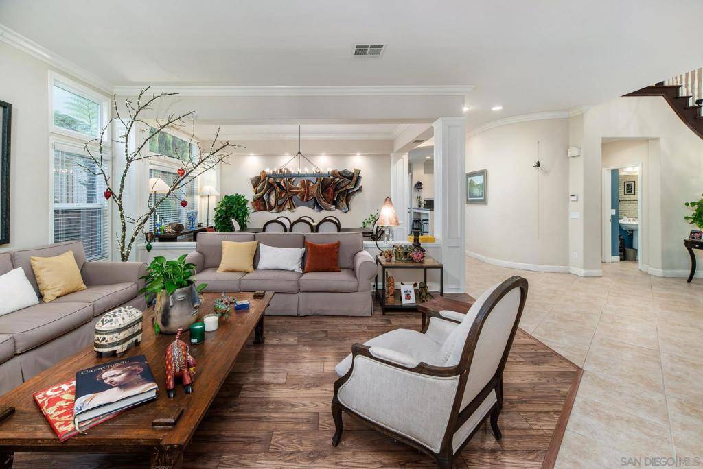 San Diego, CA 92130,5255 Greenwillow Ln