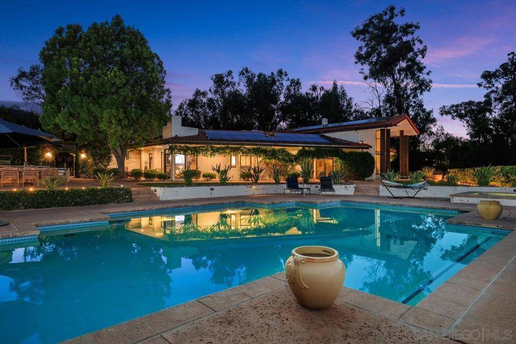 Poway, CA 92064,13591 Summit Circle