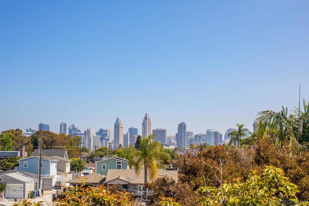 Coronado, CA 92118,324 D Ave