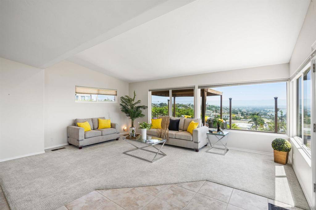 San Diego, CA 92117,3539 Mount Laurence Dr