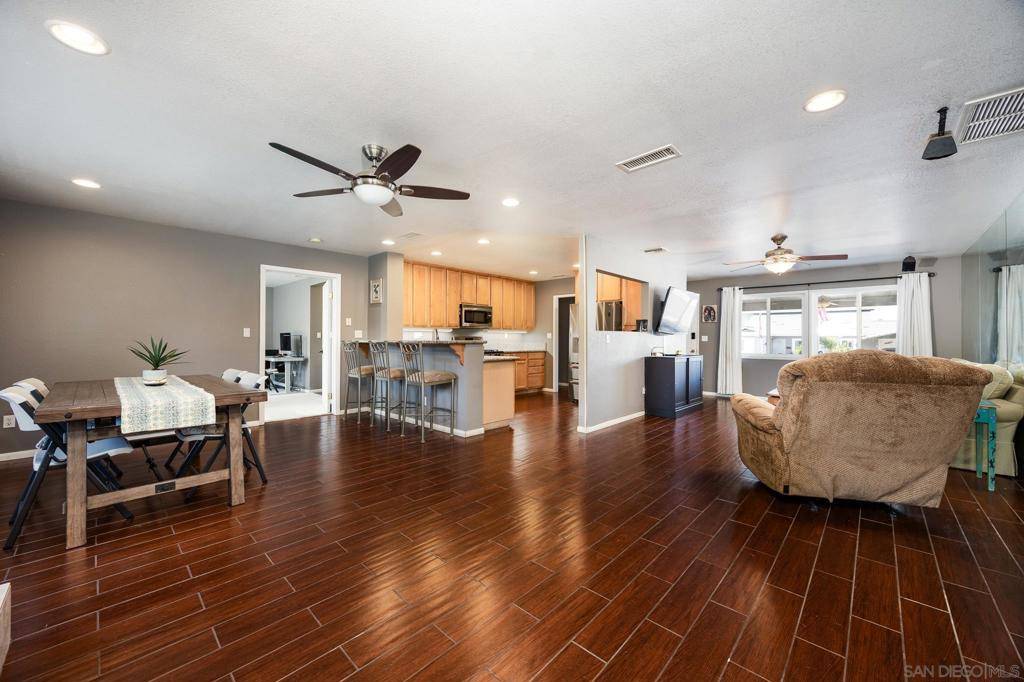 Santee, CA 92071,9276 Ruffin Rd